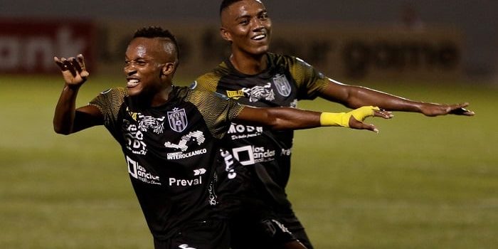 alt Plaza Amador mantiene su paso perfecto en el Clausura panameño