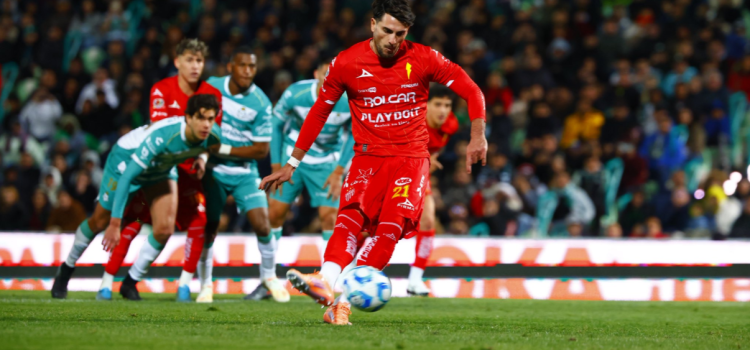 alt El argentino Julián Carranza, operado con éxito