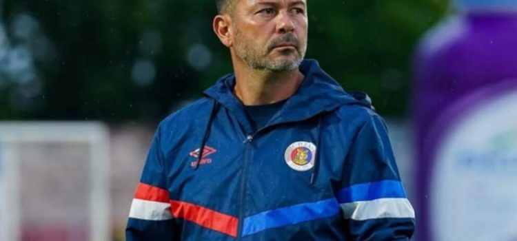 DT Mexicano Adrian Chavez