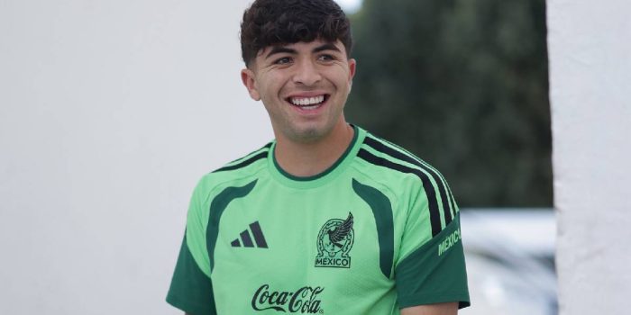 alt El mexicano Denzell García coquetea con Chivas