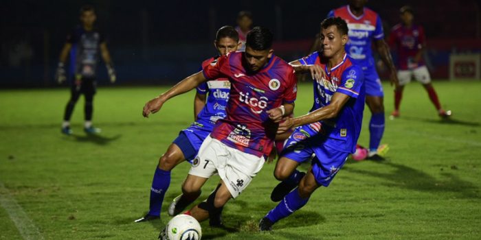 ALT FAS, con técnico peruano y jugadores uruguayos, los más goleados en El Salvador