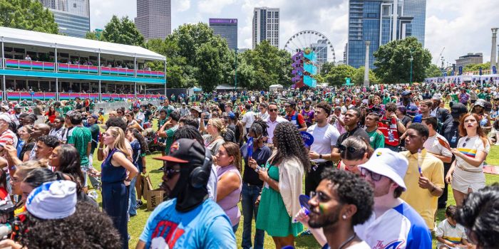 alt NO LO DEJARON VOLAR: mexicano Rojas-Martínez cae por dron en Fan Festival de Atlanta
