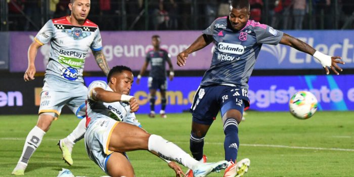 BOGOTÁ- COLOMBIA, 26-08-2024:Fortaleza CEIF y Deportivo Independiente Medellín durante el encuentro  por la fecha 7 como parte de la Liga BetPlay DIMAYOR II 2024 jugado en el estadio Enrique Olaya Herrera de la ciudad de Bogotá. /  Fortaleza CEIF  and Deportivo Independiente Medellin during match for the date 7 as part of BetPlay DIMAYOR League II 2024 played at Enrique Olaya Herrera stadium in Bogotá city. Photo: VizzorImage / Felipe Caicedo  / Staff