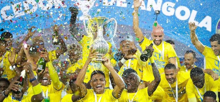 alt !HISTORICO! Hondureño se proclama pentacampeón en el fútbol internacional