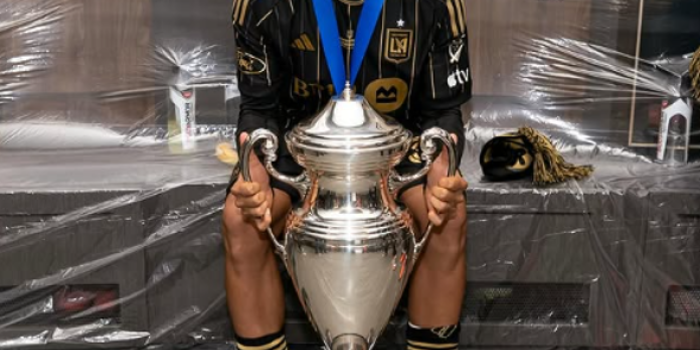 alt Más allá del gol: el crecimiento integral del venezolano David Martínez en la MLS.