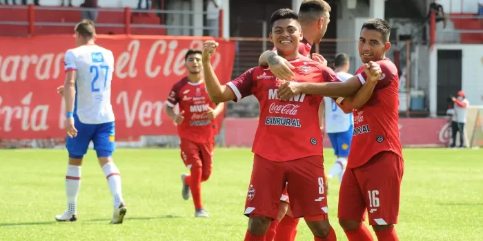 alt Tres mexicanos, son las figuras del Malacateco de Guatemala