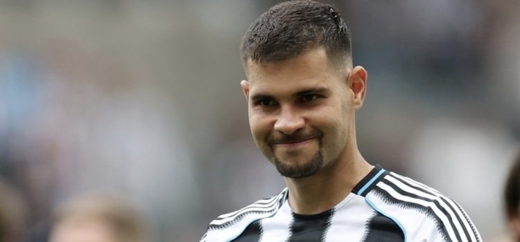 Newcastle Premier Guimaraes