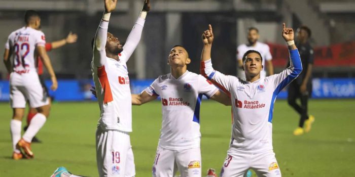 alt CD Olimpia con cinco extranjeros, el equipo más costoso de Honduras