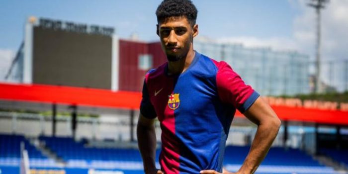 alt Centroamérica presente: legionario, brilla con el poderoso Barcelona de España