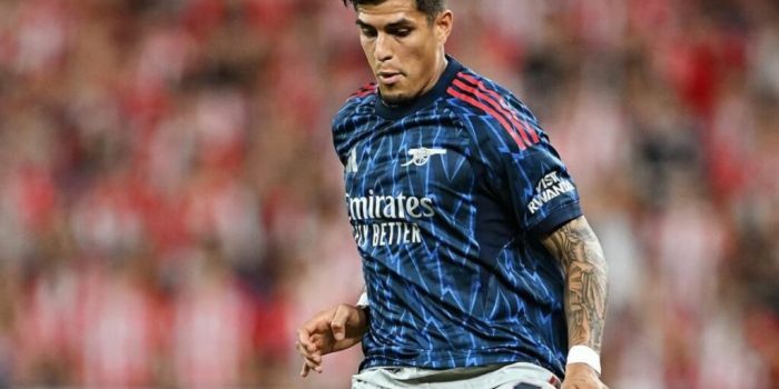 ALT El Arsenal con el ecuatoriano Hincapié sigue en carrera en la Copa de la Liga