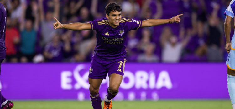 alt El colombiano Iván Angulo clasifica a Orlando a las semifinales del Este de la MLS