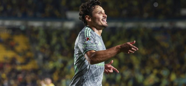 alt Dos brasileños salvan al América de un papelón