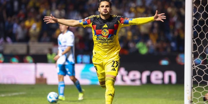 alt El brasileño Raphael Veiga abre su cuenta goleadora con América