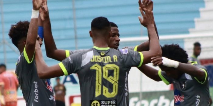 Screenshot_20250712_213423_WhatsApp