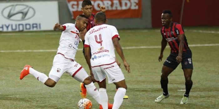 alt Plaza Amador mantiene el invicto con doblete del panameño Rose