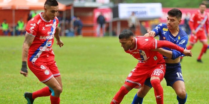 alt ¡COLEROS ¡argentinos y mexicano, siguen en el sótano en Guatemala