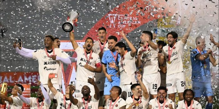 alt Alajuelense de la mano de mexicano y colombiano, sigue siendo el rey de Centroamérica