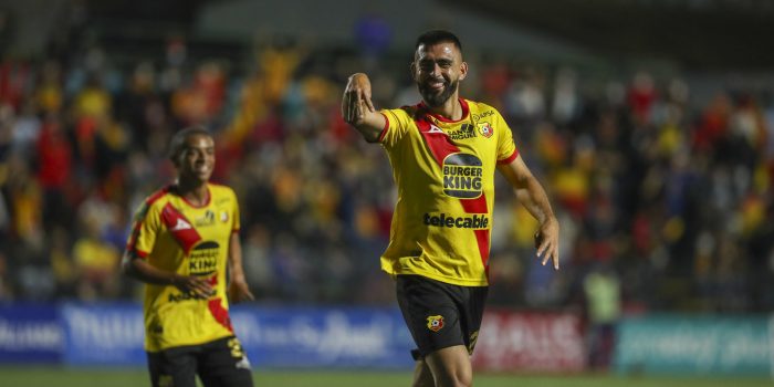 09/04/2022, San José, Estadio Coyeya Fonseca, Jornada 13 del torneo de clausura 2022 entre el Club Sport Herediano y el Municipal Grecia. En la fotografía Juan Basulto CSH.