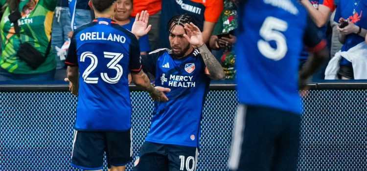 alt El argentino Luciano Acosta capitaneará a los MLS All-Stars 