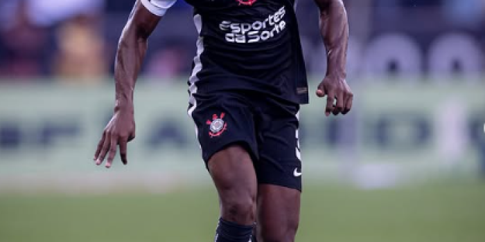 alt El ecuatoriano Félix Torres destacado en la victoria de Corinthians