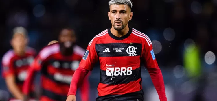 alt Candidatos al Rey de América con talento uruguayo, argentino, paraguayo y brasileño