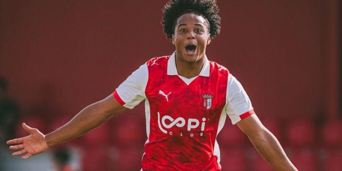 alt Luis Suazo, el hondureño que rompe las redes en el viejo continente