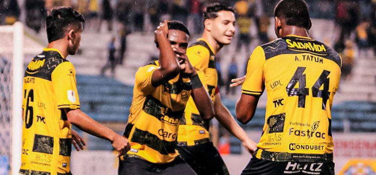 alt Inician las finales en Honduras, con protagonismo uruguayo y argentino