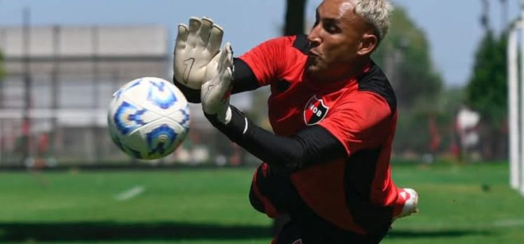 ALT El portero costarricense Keylor Navas, no cumple con el objetivo en Argentina