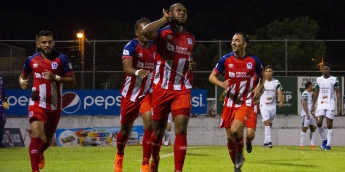 alt Cuatro equipos lideran el torneo Apertura del fútbol en Honduras tras primera jornada