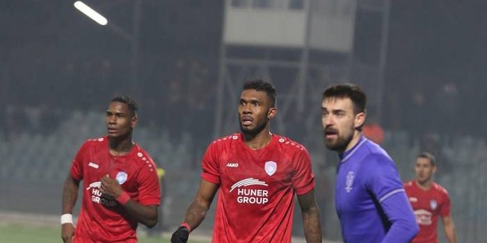 roderick-miller_PANAMEÑO AZERBAIYAN