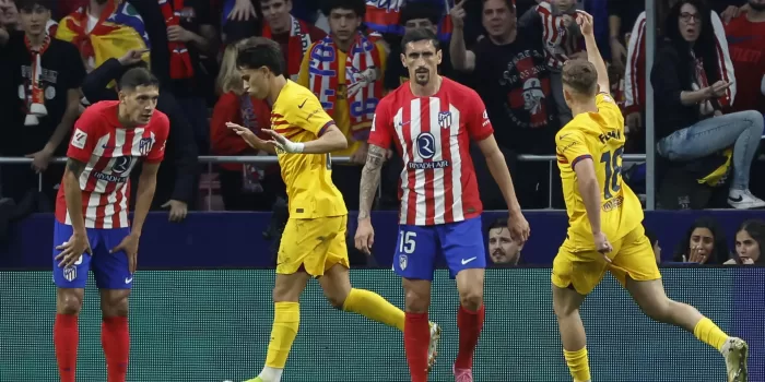alt 0-3. Joao y Lewandowski sostienen la esperanza