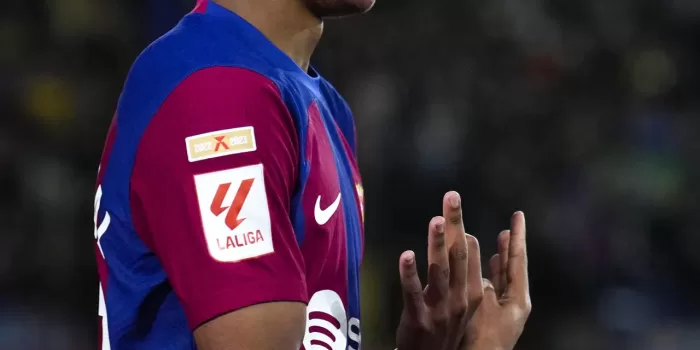 alt 1-0. Un golazo de Lamine Yamal desatasca al Barça