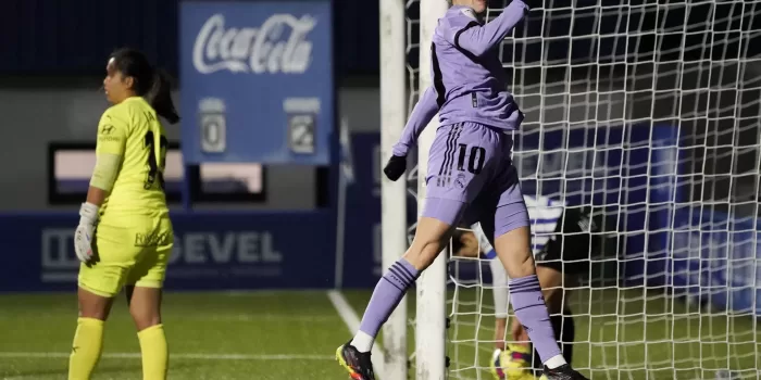 alt Esther González marca para el 'Spanish Gotham' y Washington Spirit sigue a buen ritmo