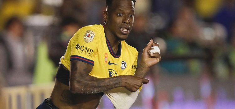 Cristian Borja de América celebra un gol en un partido de vuelta por las semifinales del torneo Clausura 2025 de la Liga MX entre Club América y Cruz Azul en el estadio Ciudad de los Deportes en Ciudad de México (México). EFE/ Isaac Esquivel