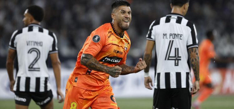 El argentino Milton Céliz le dio el triunfo al Barcelona ante el Botafogo en el estadio Nilton Santos de Río de Janeiro. EFE/Antonio Lacerda