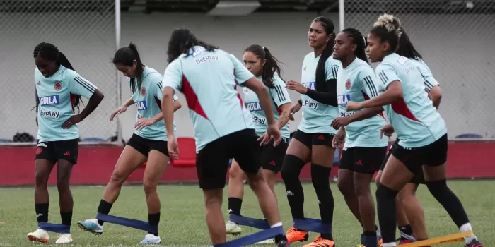 alt Colombia golea a Panamá y lidera el Grupo B y Brasil vence por la mínima a una dura Puerto Rico