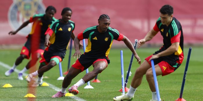 Jugadores de la selección de Jamaica participan en un entrenamiento este lunes, en la ciudad de Guadalajara (México). EFE/ Francisco Guasco