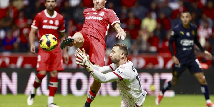 ALT Sergio Canales abrió el camino para la llegada de españoles a México