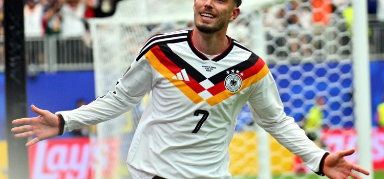 Fotografía del 14 de junio de 2026 en la que se observa a Kai Havertz, de Alemania, al celebrar marcar el 7-1 durante el partido de la fase de grupos de la Copa Mundial de la FIFA 2026 entre Alemania y Curazao, en Houston (EE.UU.). EFE/SAM WASSON