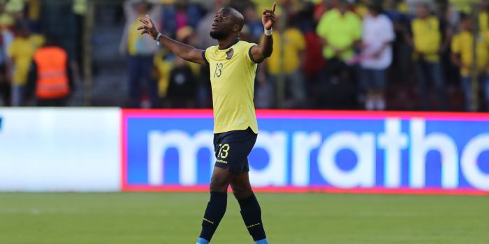 alt Enner Valencia dice que vive al margen de las críticas que recibe en Ecuador