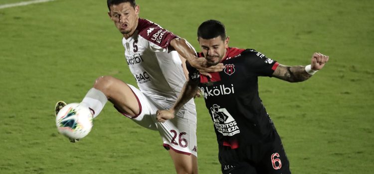 alt Saprissa y Alajuelense se citan en la final del fútbol en Costa Rica