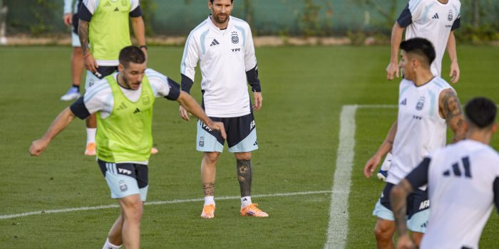 Los jugadores de la selección argentina durante el entrenamiento del pasado martes en Algorfa (Alicante). EFE/Marcial Guillén