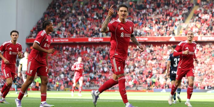 Fotografía de Adam Vaughan, en la que puede verse en una imagen del pasado 4 de agosto al delantero uruguayo Darwin Núñez, del Liverpool. EFE