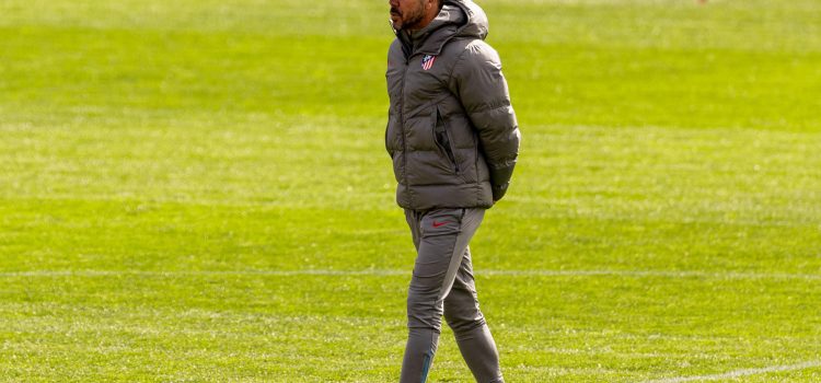 alt El argentino Simeone insiste con Griezmann y Giménez como suplentes