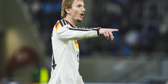 Nick Woltemade de Alemania en acción contra Luxemburgo durante el partido de fase de clasificación para el Mundial de 2026. EFE/EPA/RONALD WITTEK