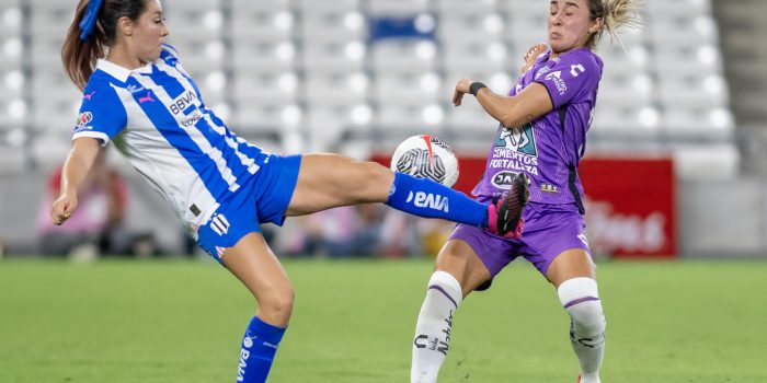 alt Charlyn Corral lidera triunfo del Pachuca que salta al liderato del Apertura femenino