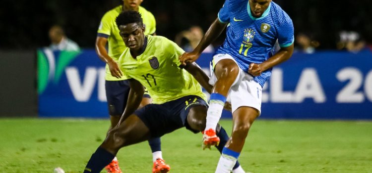 alt Ecuador y Venezuela se cruzan en rachas opuestas, con la Vinotinto en zona de tensión