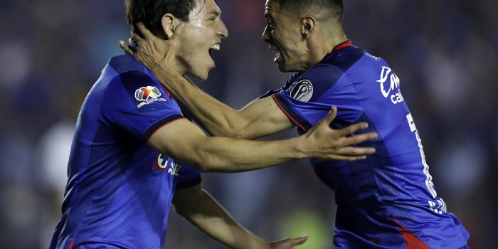 alt Cruz Azul lidera el Apertura mexicano, el portugués Paulinho a los goleadores