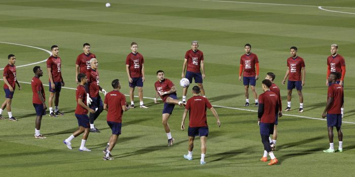 Fotografía de archivo de un entrenamiento de la selección de Costa Rica. EFE/J.J. Guillén