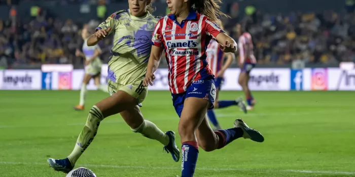 alt Con Jenni Hermoso como testigo, las campeonas Tigres debutan con victoria sobre San Luis
